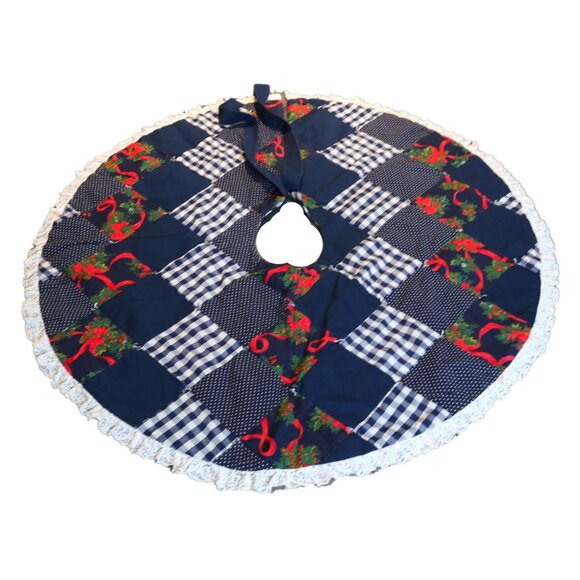 Vintage Christmas Tree Skirt Blue Granny Squares Lace Ruffle Cottage Core Granny - Picture 1 of 4